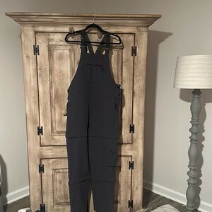 Outdoor voices bibs. Never worn!